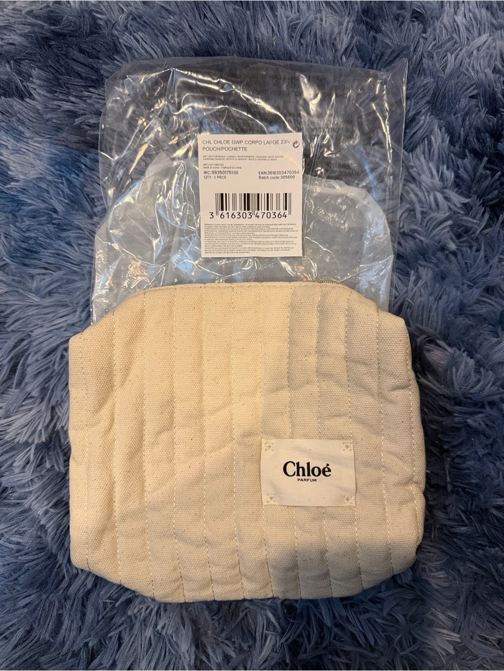 Chloe Parfum Quilted Cream Zip Cosmetic Pouch canvas